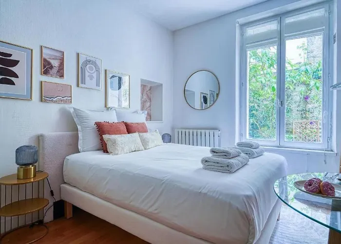 Apartman Proche Alesia - Thibaud - Ii